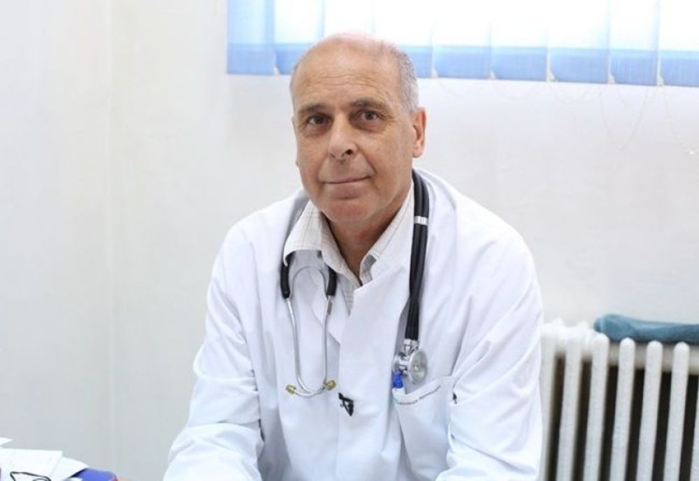Cine este doctorul Virgil Musta care a vindecat 49 de pacienţi, infectaţi cu COVID-19