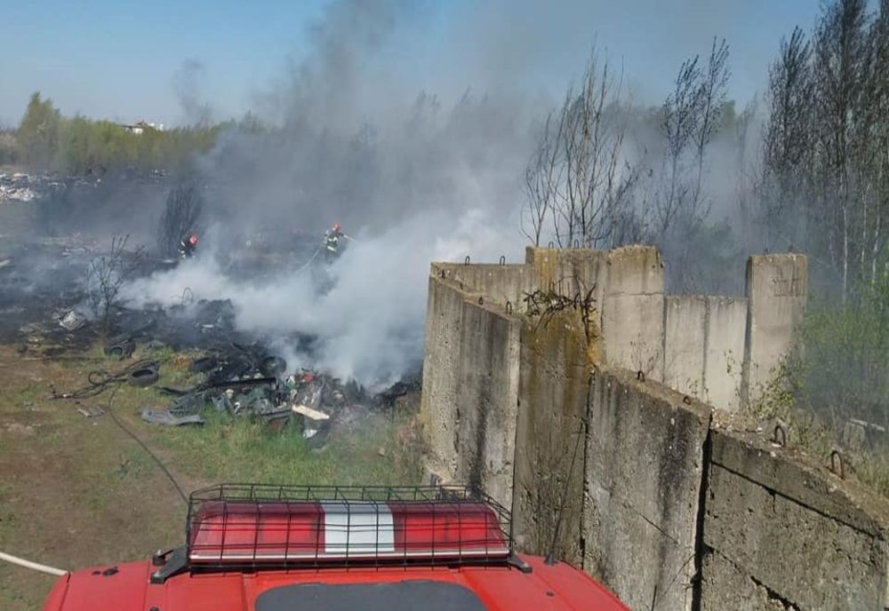 Incendiu pe strada Magnoliei din municipiul Satu Mare