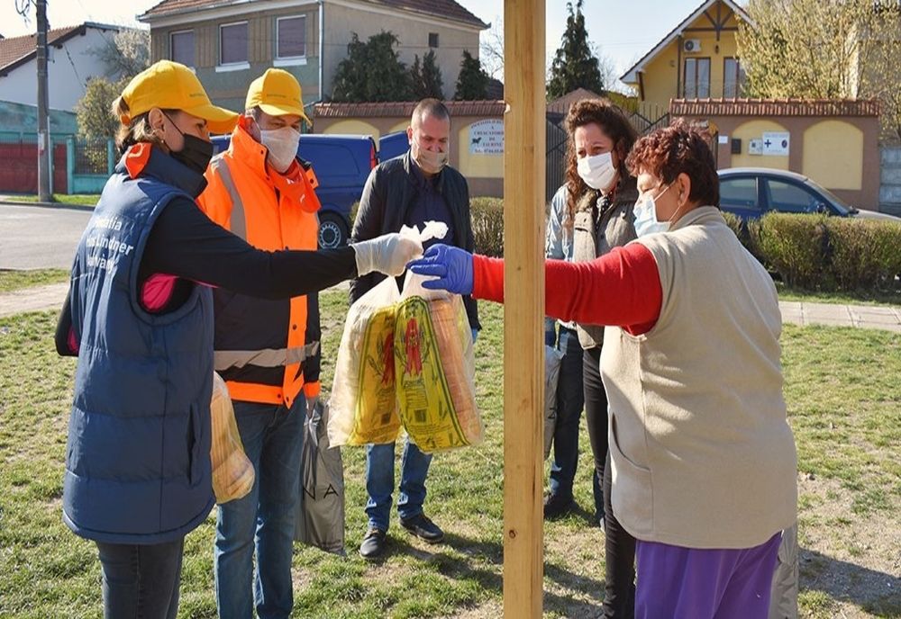 Ajutoare oferite unor copii și familii aflați în dificultate 