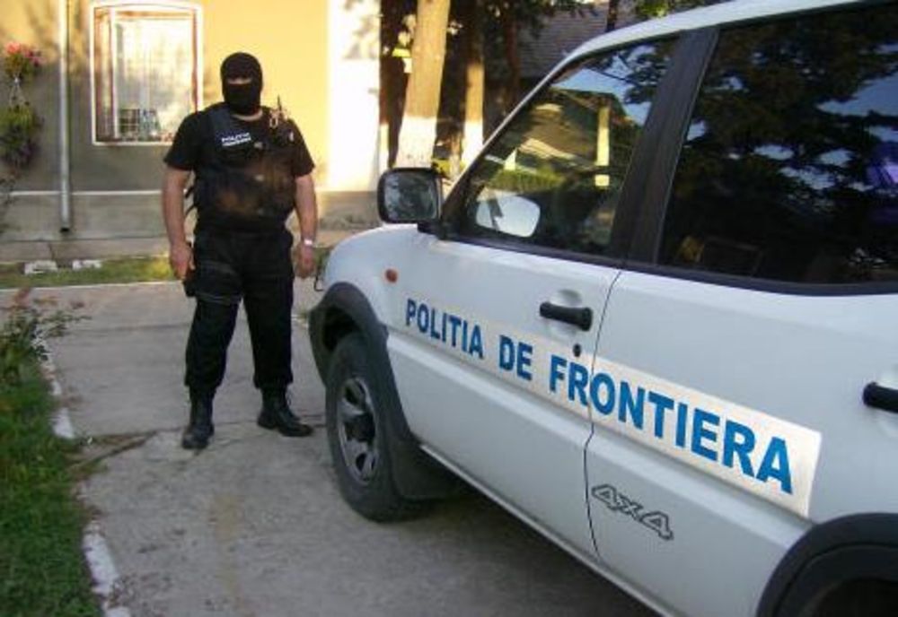 Doi nigerieni prinși când încercau să treacă ilegal frontiera din România în Ungaria
