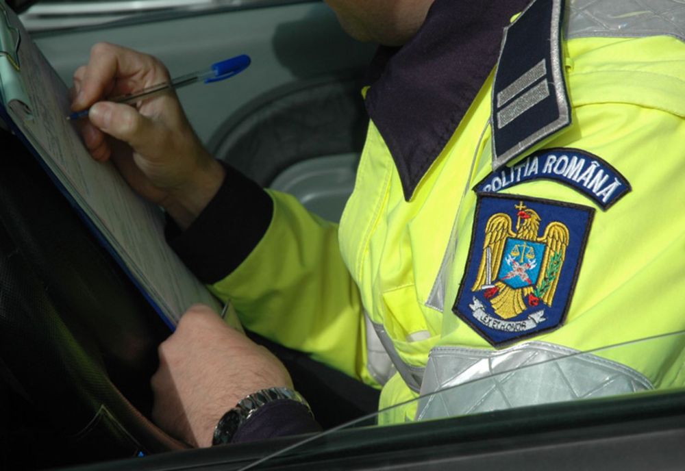 13 permise de conducere reţinute de poliţiştii din Satu Mare, într-o singură zi