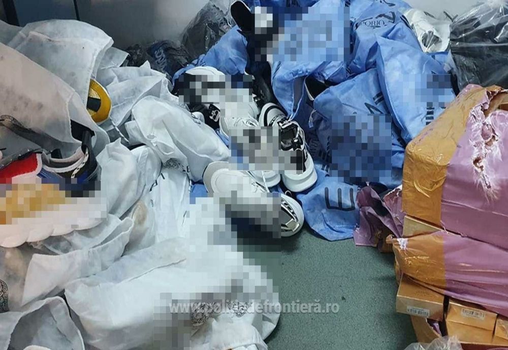 Comercianți din Satu Mare prinși cu zeci de produse contrafăcute