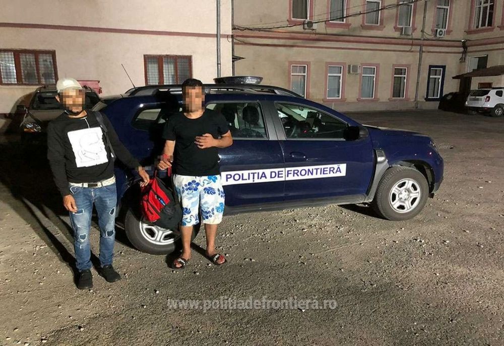 Alți doi nord-africani, prinși în timp ce încercau să treacă ilegal granița spre Ungaria! Și ei voiau să ajungă în Franța