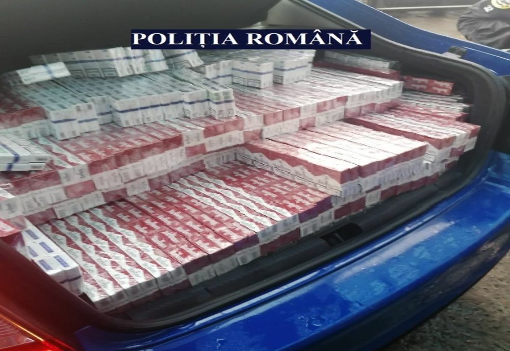 Țigări de contrabandă confiscate de polițiștii din Negrești Oaș! Un tânăr din Maramureș s-a ales cu dosar penal