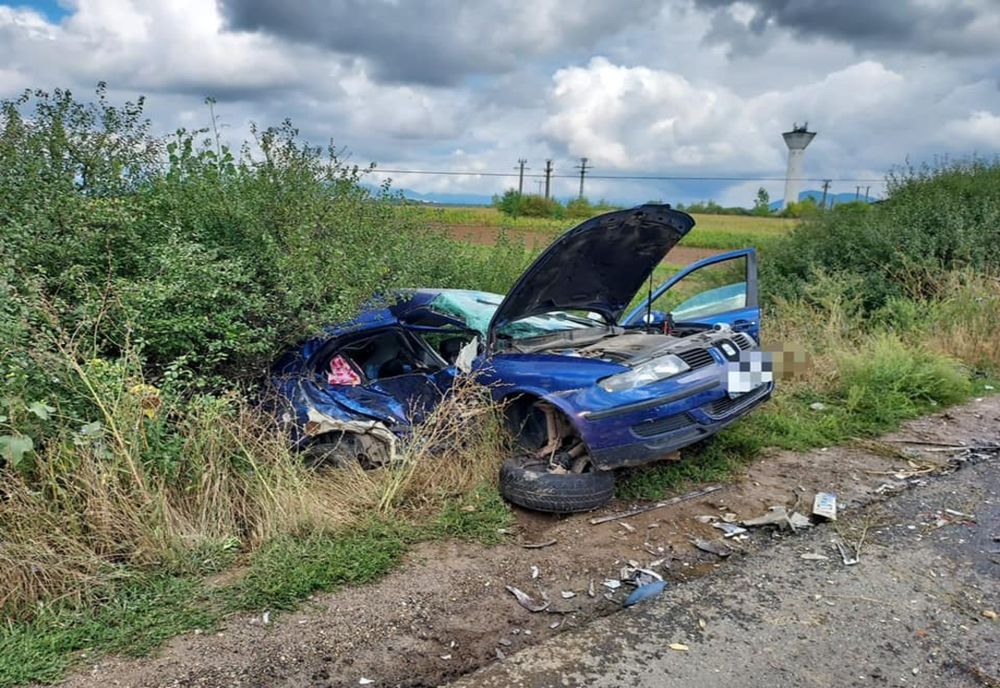 FOTO | Grav accident în judeţul Satu Mare! O persoană este resuscitată