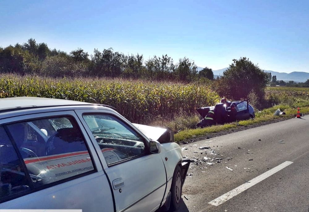 Coliziune între un autoturism de Satu Mare și unul de Sălaj, între Crasna și Horoatu Crasnei! Doi bărbați, la spital