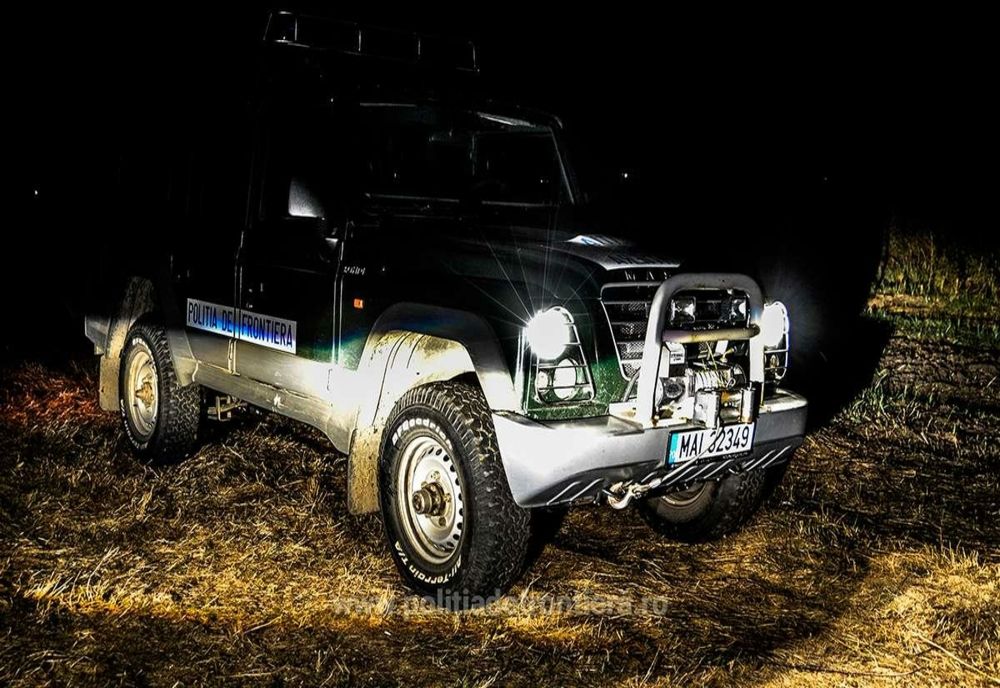 Cinci tineri din Afganistan, Bangladesh și Pakistan, opriți la frontiera de nord