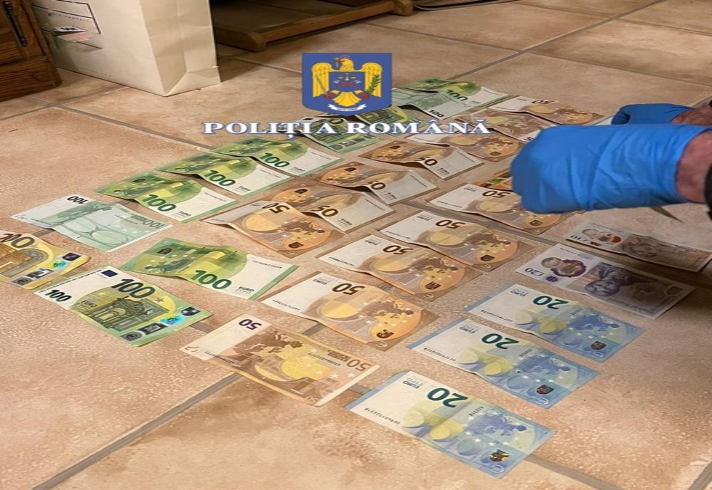 Un bărbat şi o femeie din Satu Mare cercetaţi după ce au eliberat adeverințe și certificate de vaccinare Covid-19 false