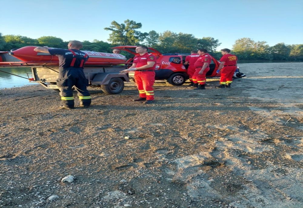 Tragedie în Păulești! Un copil  14 ani a murit înecat în Someș