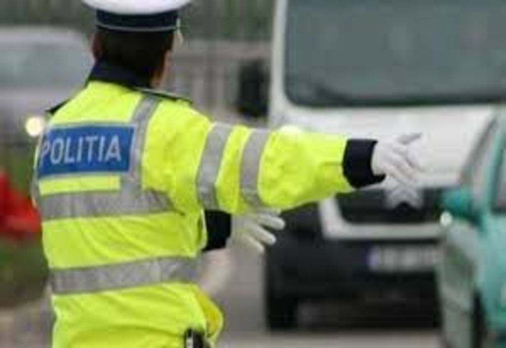 Amenzi de aproximativ 52.000 lei, aplicate în trafic de polițiștii sătmăreni! 15 șoferi au rămas fără permise