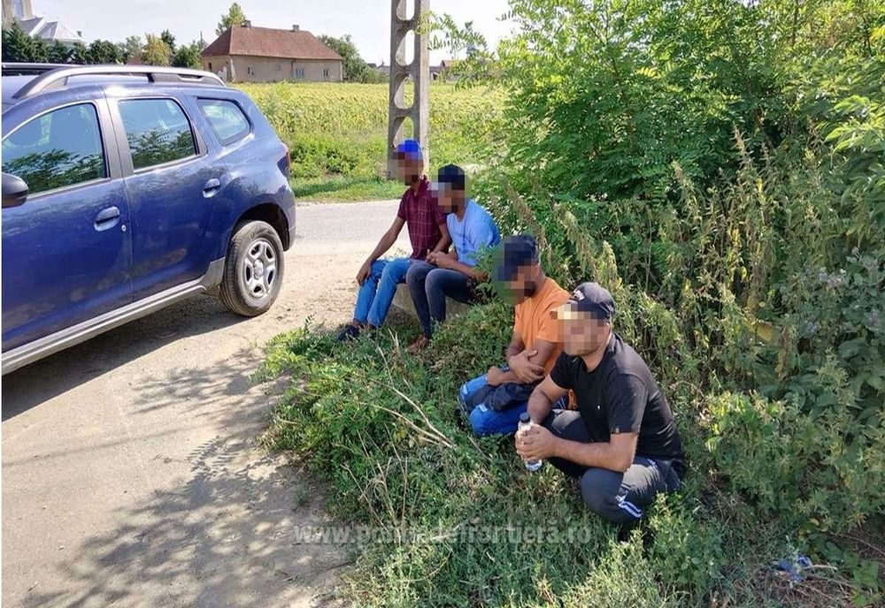 Patru cetățeni din Bangladesh, prinși în timp ce încercau să treacă ilegal granița în Ungaria