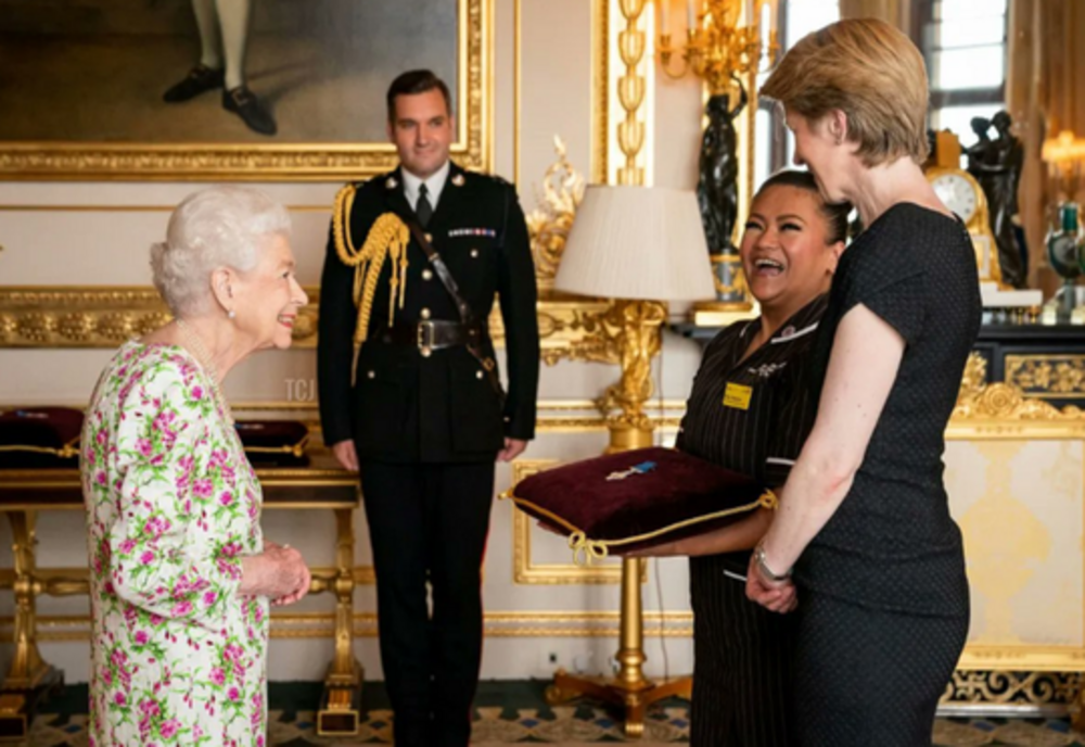 Ce avere impresionantă lasă în urmă Regina Elisabeta a II-a și cum ar urma să fie împărțită