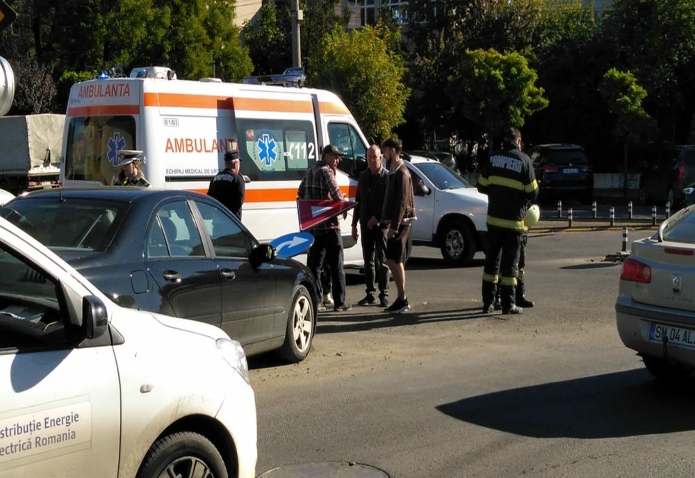 Accident în Satu Mare! Un bărbat este în stop cardio-respirator (FOTO)