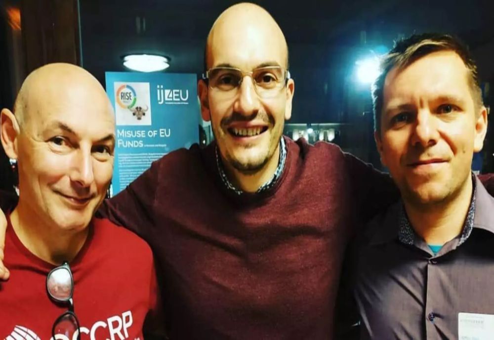 ZIARISTUL CARE SPUNE CĂ RAREȘ MĂNESCU ARE LEGĂTURI CU OLIGARHI RUȘI, IMPLICAT ÎNTR-O TENTATIVĂ DE ASASINAT ȘI ARE LEGĂTURI CU SERVICIILE SECRETE