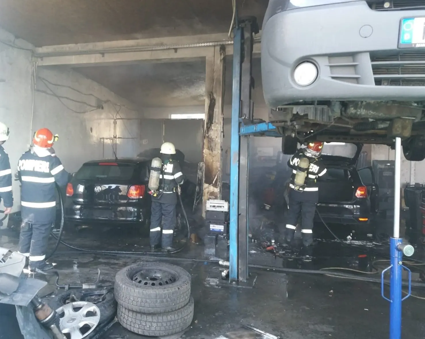 incendiu atelier auto3