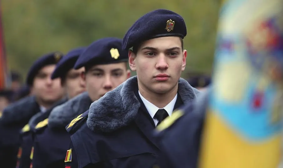recrutare armata