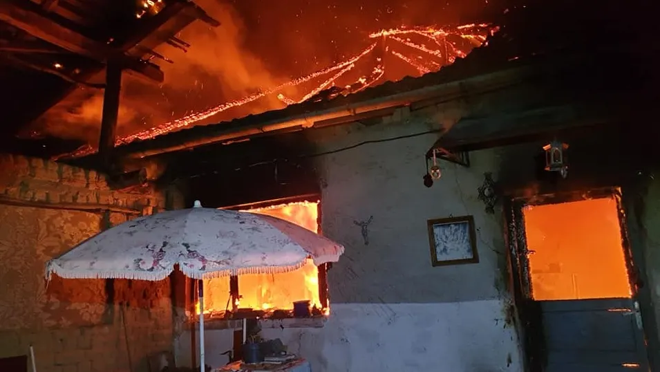 incendiu-ruseni1