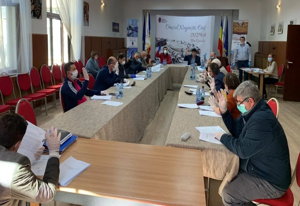 Negrești | Dosar penal pentru un consilier acuzat că nu a respectat măsura de izolare la domiciliu
