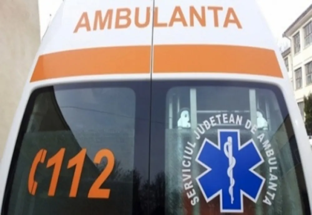 Accident grav în Satu Mare! Femeie prinsă sub o maşină