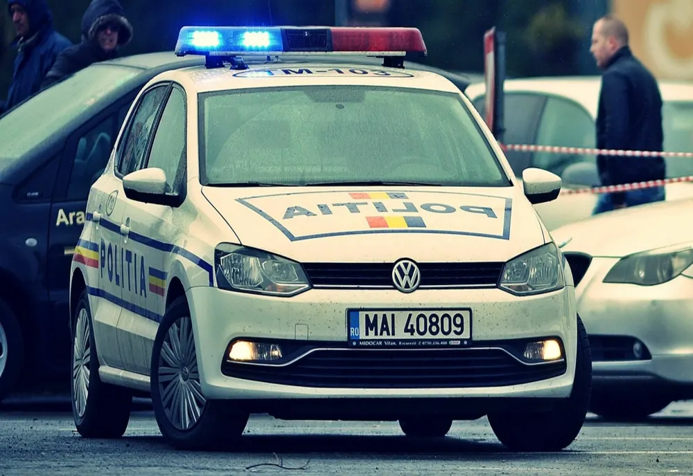 Șofer din Negreşti Oaş reținut 24 de ore! Băut și fără permis, prins la volanul unei maşini fără plăcuţe de înmatriculare