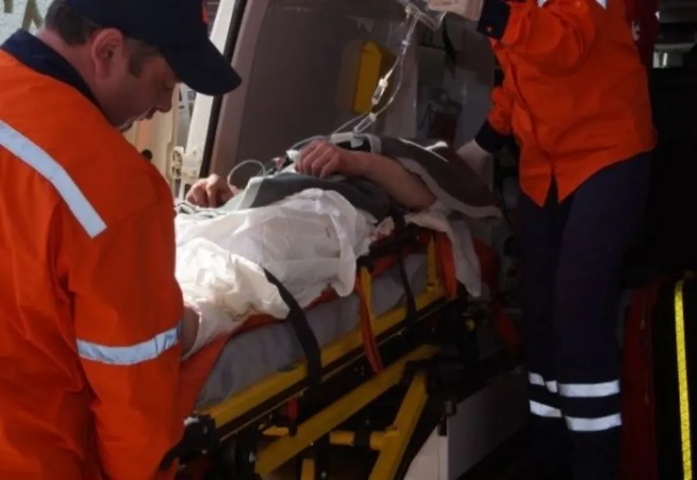 Altercaţie între doi minori în Satu Mare! Unul a fost înjunghiat şi a ajuns la spital
