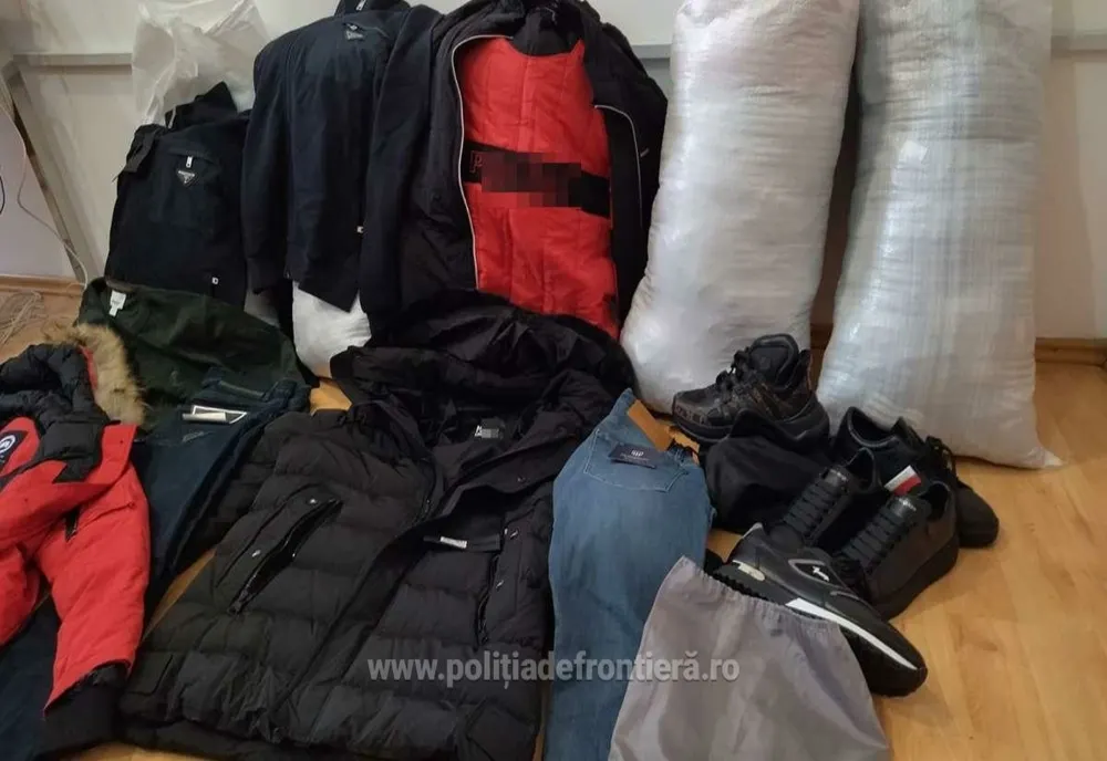Sătmărean, prins de polițiștii de frontieră din Negrești Oaș cu articole vestimentare contrafăcute