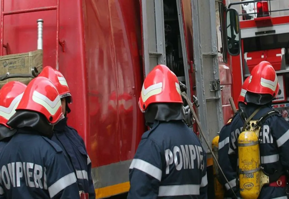 Incendiu la o firmă din Parcul Industrial, din cauza unui scurtcircuit electric