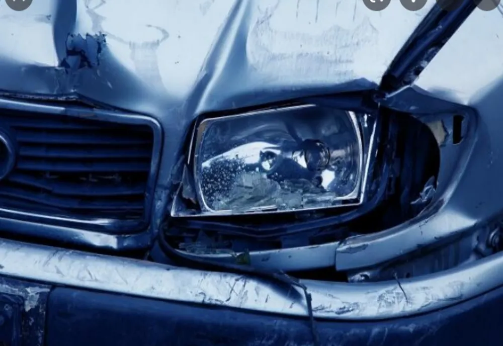 Maşini distruse în Satu Mare! Făptaşii au fost prinşi la scurt timp