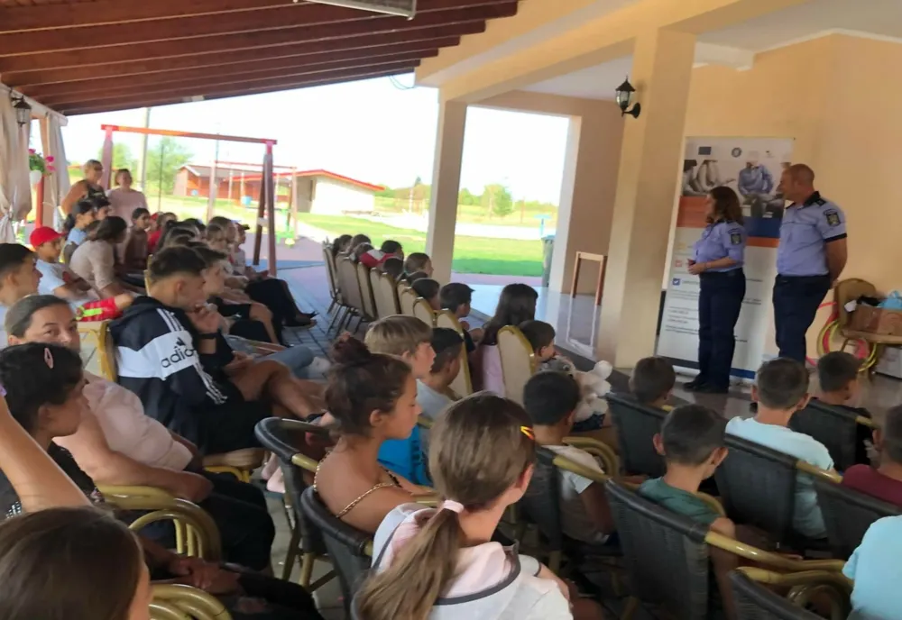 Activități de prevenire a consumului de droguri în Tabăra CAIAC SMile