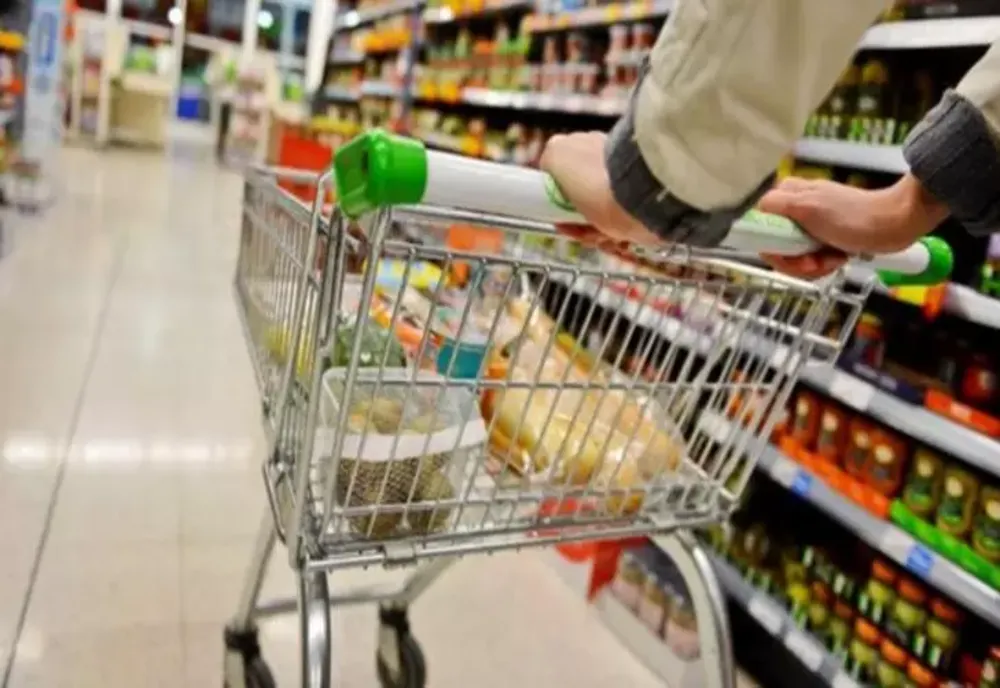 Românii nu scapă de valul de scumpiri. După alimente, au explodat prețurile și la produsele de igienă