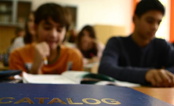 PROFESORI - GREVA DE AVERTISMENT