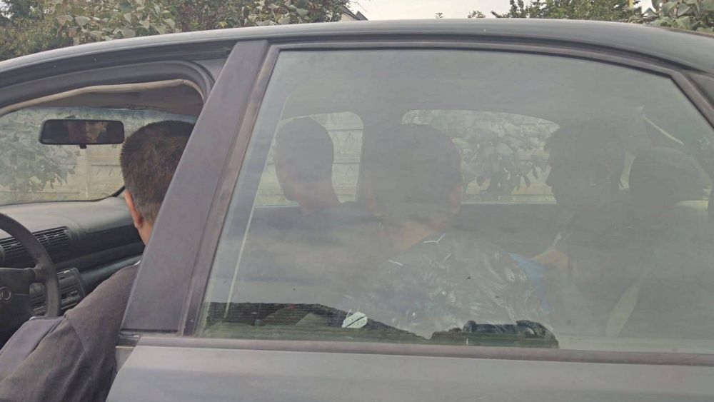 jandrmi-tineri-drogati