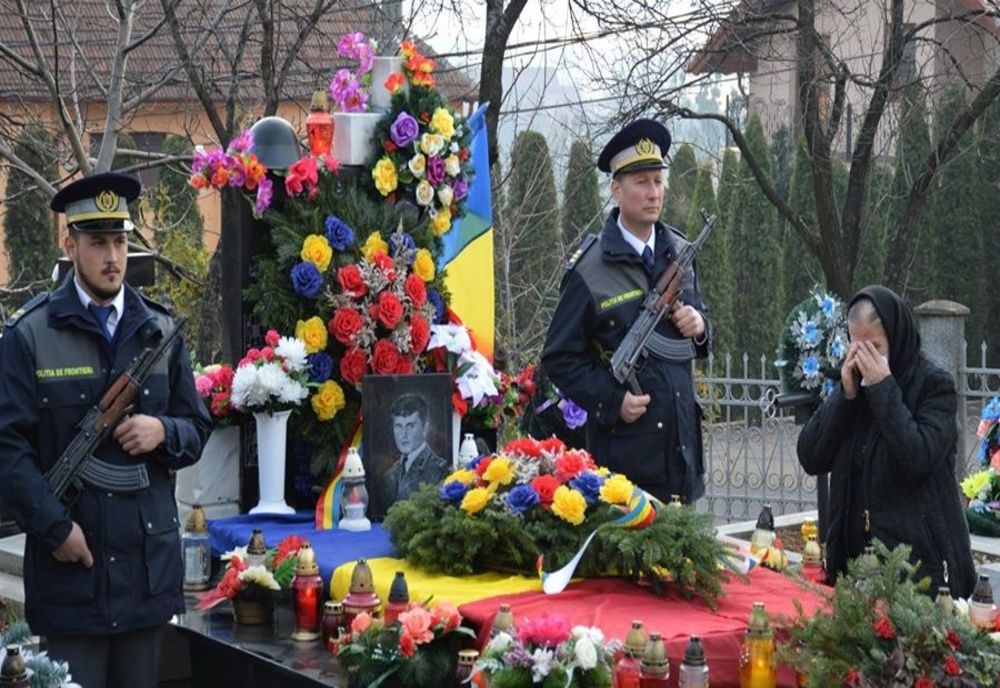 Omagiu adus sătmărenilor morți la Revoluție