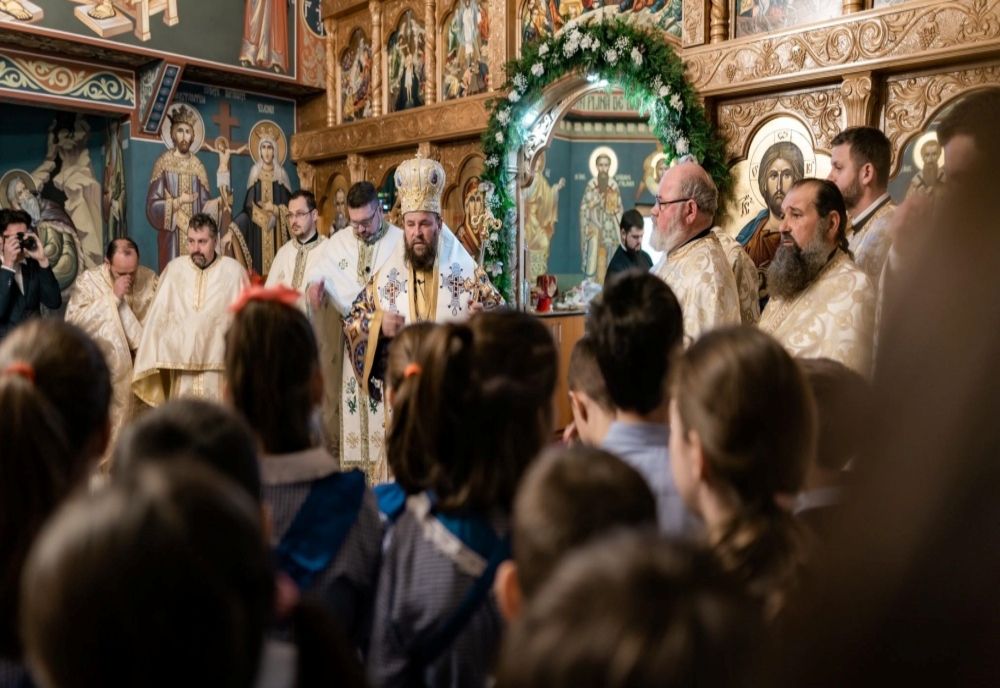Liceul Teologic Ortodox ”Nicolae Steinhardt” și-a sărbătorit Sfinții Trei Ierarhi