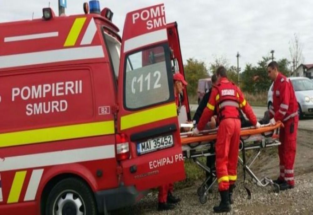 Accident în județul Satu Mare. Un bărbat a fost transportat la spital