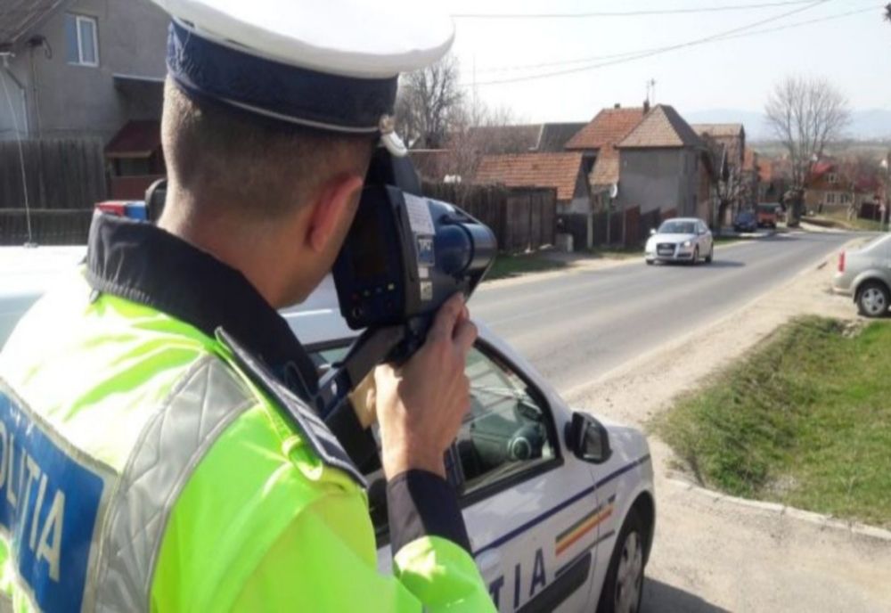 Şoferi vitezomani amendaţi de poliţiştii sătmăreni 