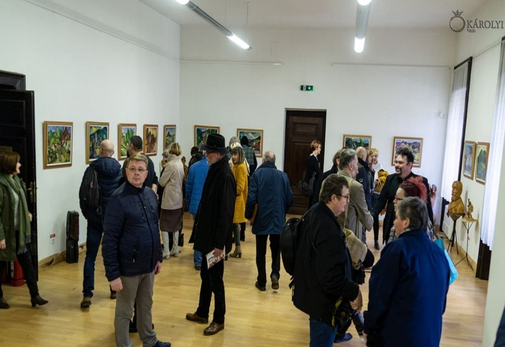 A fost vernisată expoziția de artă plastică a artiștilor Vasile Kóter și Emil Lajos, la Castelul din Carei