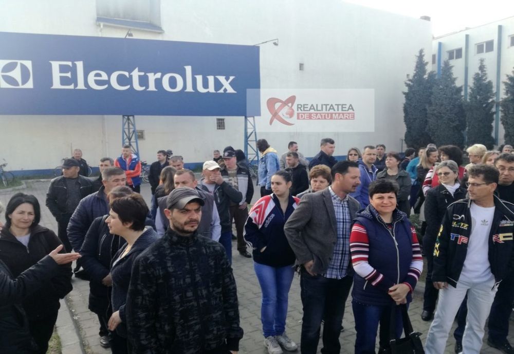 Război la Electrolux: Lider de sindicat, dat afară