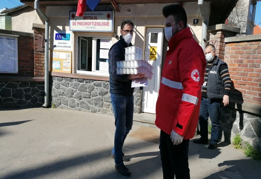Crucea Roșie a donat echipamente de protecție Spitalului Județean de Urgență Satu Mare