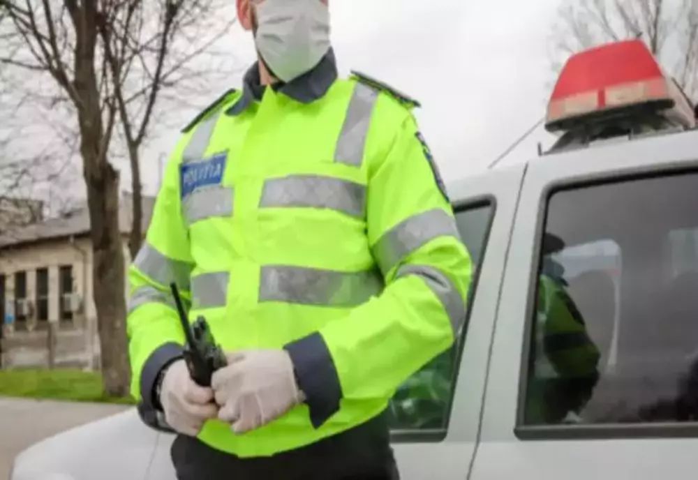 Dosar penal pentru fals în înscrisuri sub semnătură privată și uz de fals. Doi bihoreni și șase sătmăreni, cercetați de polițiștii din Jibou