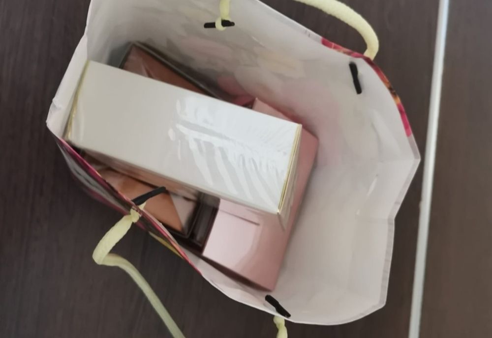 Infracțiune cu repetiție. Tânărul prins săptămâna trecută cu parfumuri de contrabandă, prins din nou de jandarmi