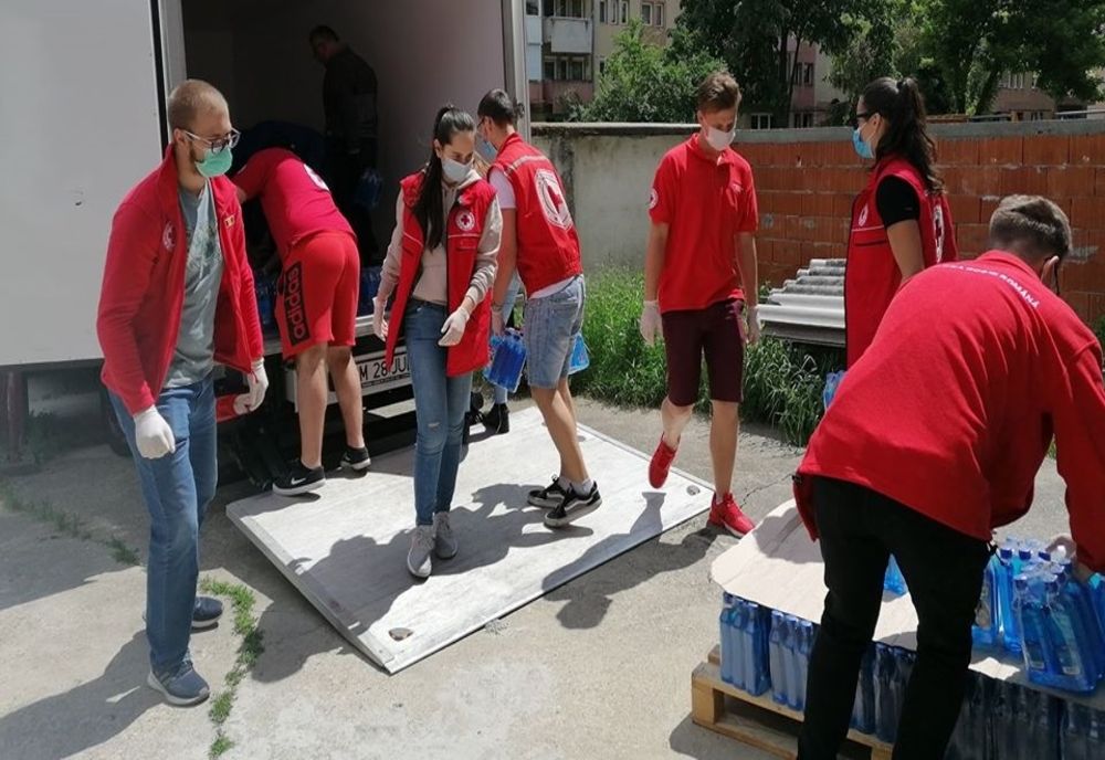 Ajutor pentru spitale și persoane vulnerabile oferit de Crucea Roșie Satu Mare