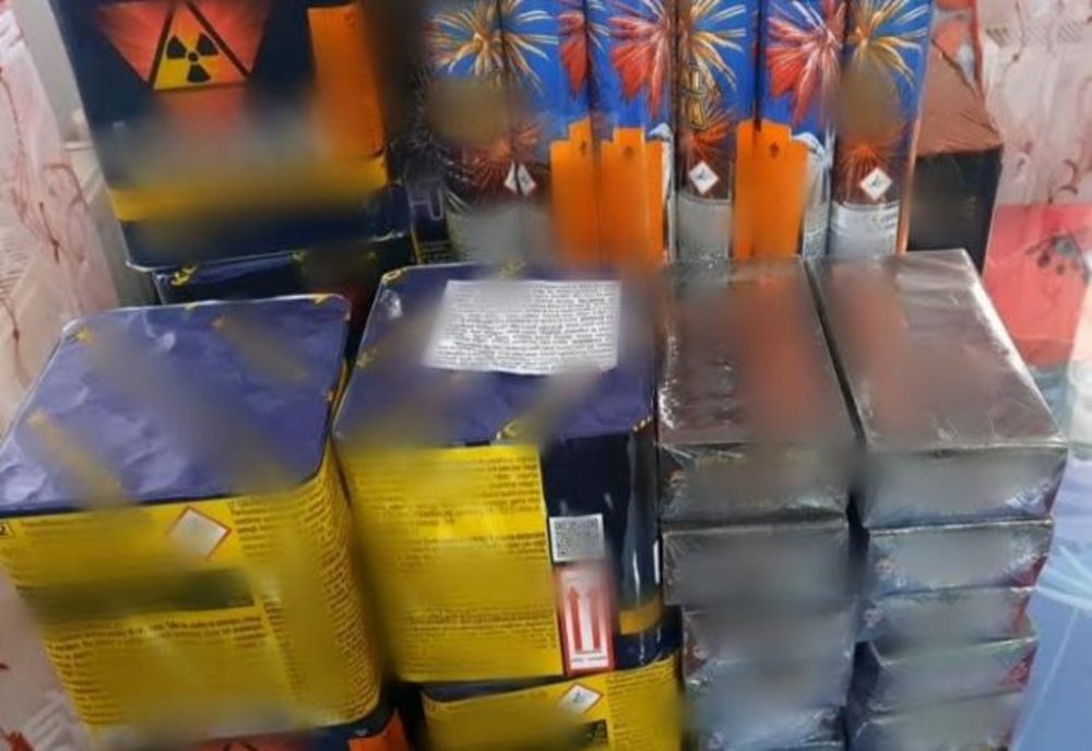 Peste 9 mii de articole pirotehnice confiscate de polițiștii din Satu Mare