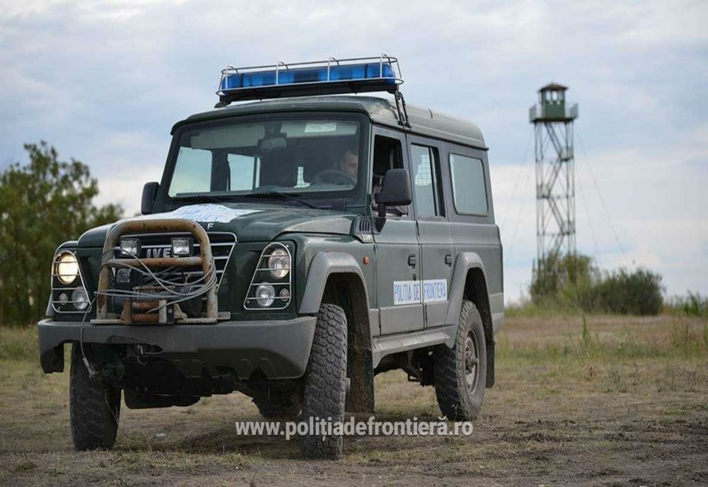 Un bengalez și un afgan, opriți la frontiera de nord