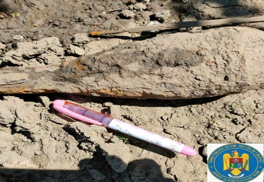 Bombă din Al Doilea Război Mondial, descoperită în curtea unei gospodării din Carei