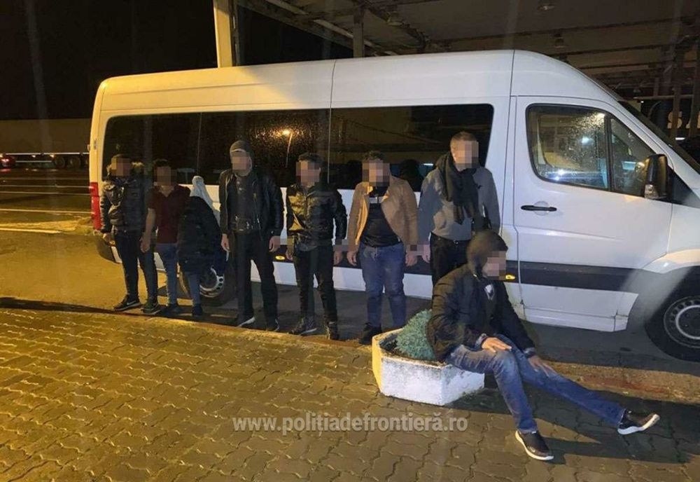 Trei călăuze și șapte cetățeni din Siria și Bangladesh, depistați în PTF Petea