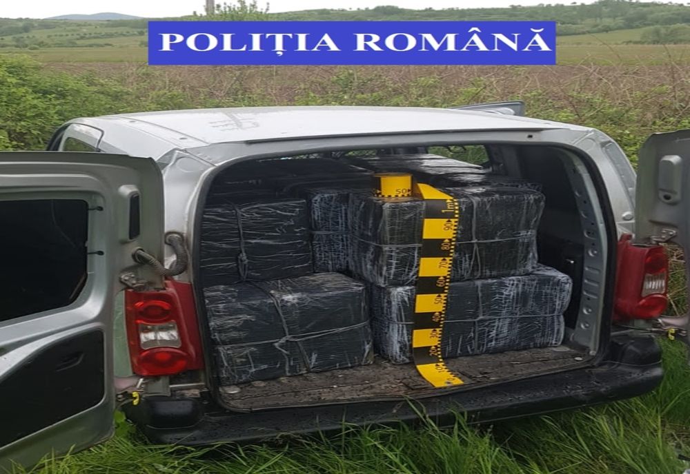 FOTO | Tânăr din Ucraina reţinut de poliţiştii sătmăreni! I-au găsit 280.000 de ţigarete în maşină