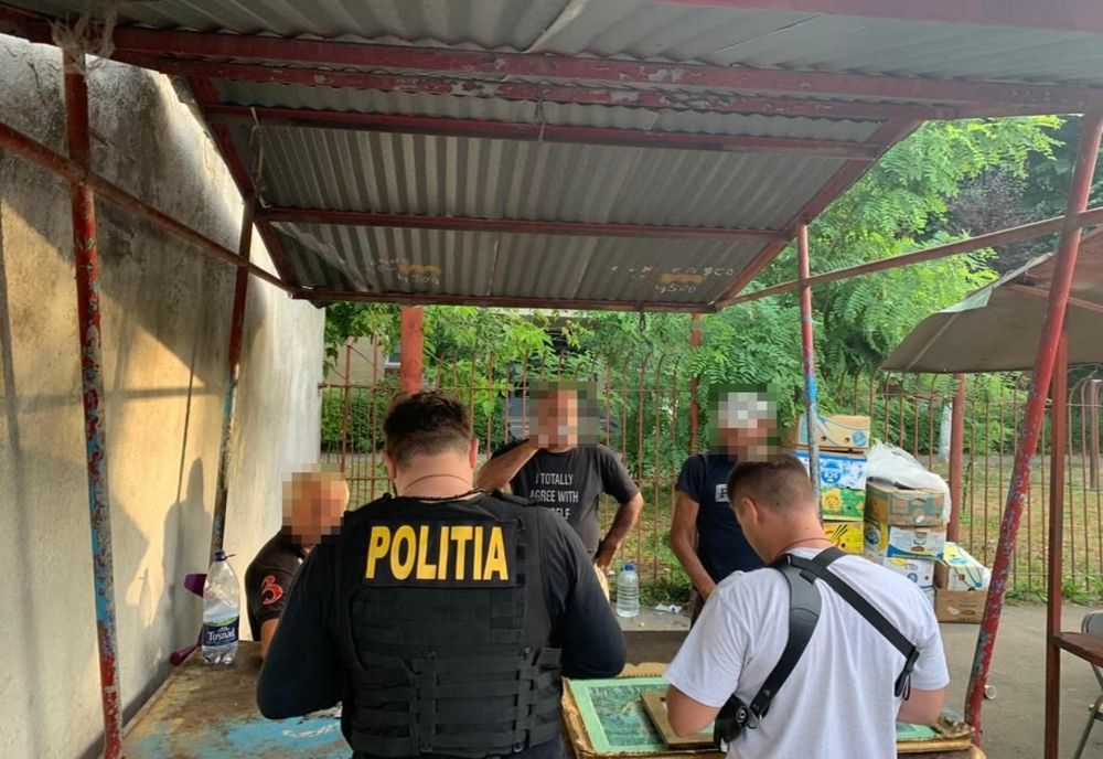 FOTO: Sute de persoane, legitimate și verificate de polițiști sătmăreni! Amenzi de peste 11.000 lei! Vezi motivul