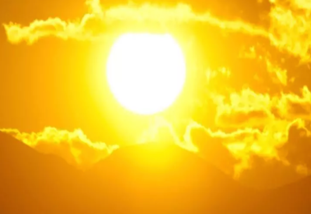 CANICULA face victime! Bărbat din Satu Mare, decedat într-o stație de autobuz