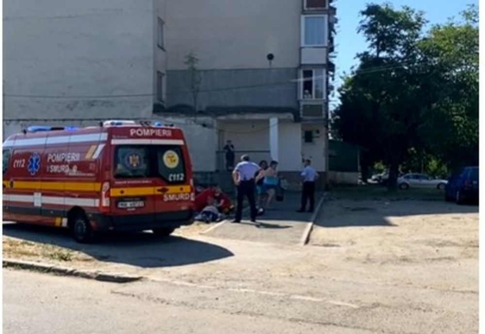 Canicula face victime! Un sătmărean de doar 48 de ani s-a prăbușit în stradă